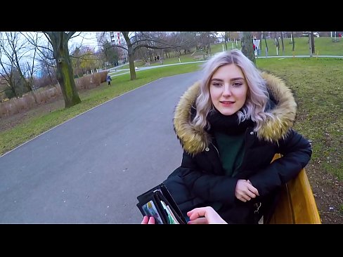 ❤️ Sluk 'n vreemdeling se warm kom vir geld - blowjob in the park deur Eva Elfie ❤️ Gehaltepornografie by ons ❌️❤